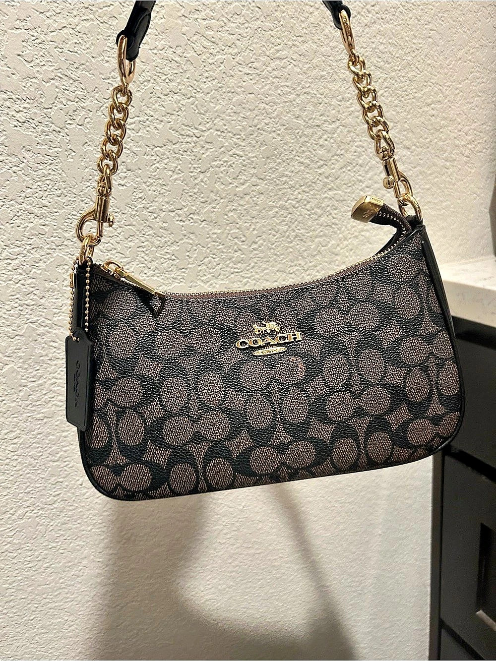 Coach Swinger Bag In Signature Jacquard Shoulder Bag Brown & Black